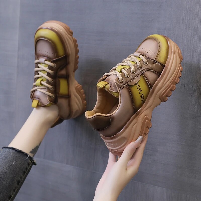 HARA Sneaker