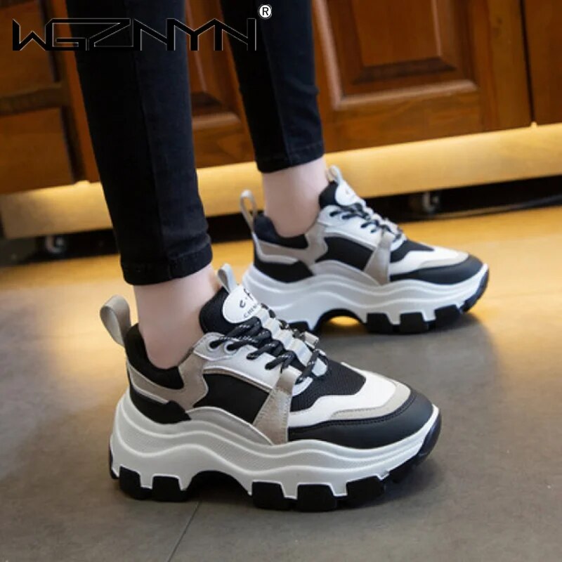 KARA Sneaker 4