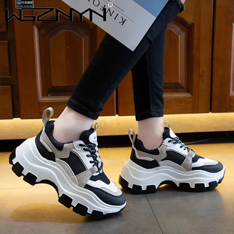 KARA Sneaker 5