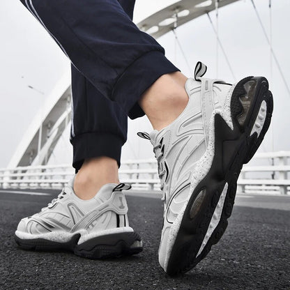MADN Sneaker 6