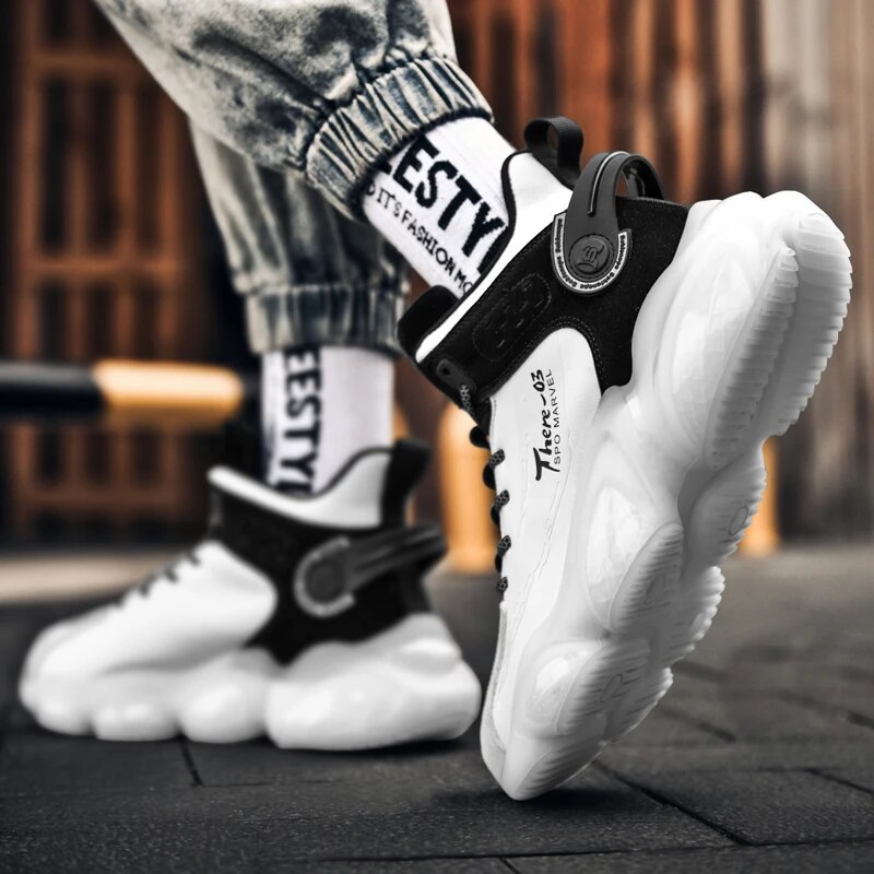 YDR Sneaker 3